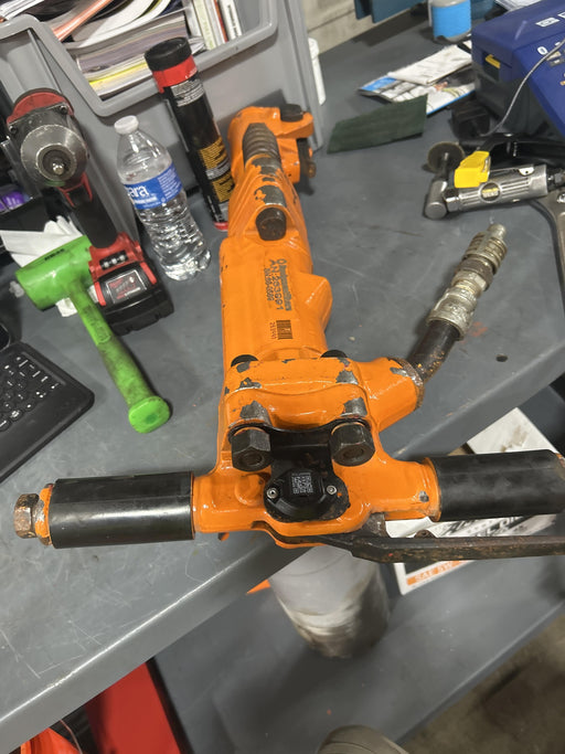 2022 MICHIGAN PNEUMATIC ES-TPB60-118-TRACKER