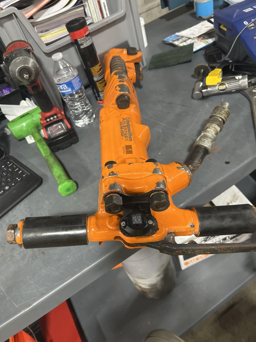 2022 MICHIGAN PNEUMATIC ES-TPB60-118-TRACKER