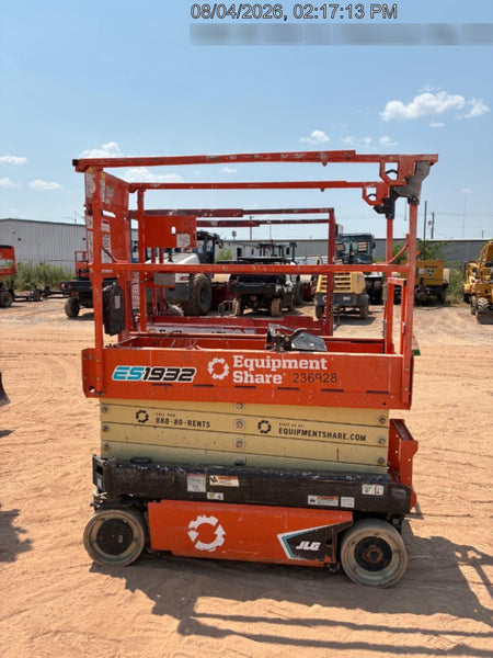 2022 JLG ES1932