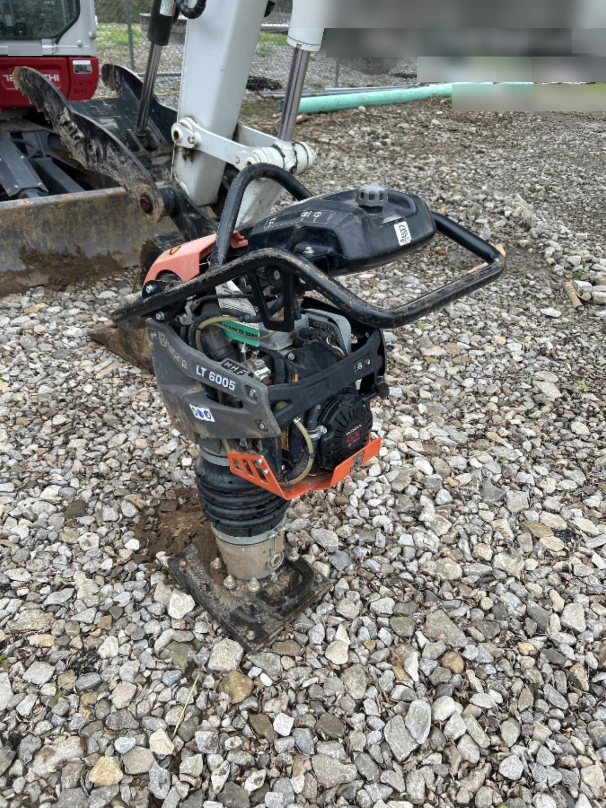 2025 HUSQVARNA LT6005
