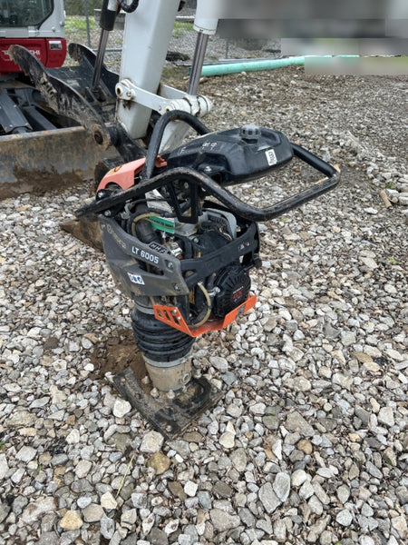 2025 HUSQVARNA LT6005