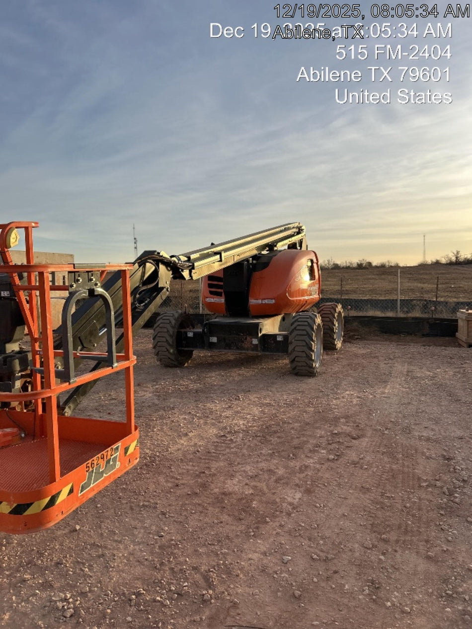 2025 JLG 600AJ