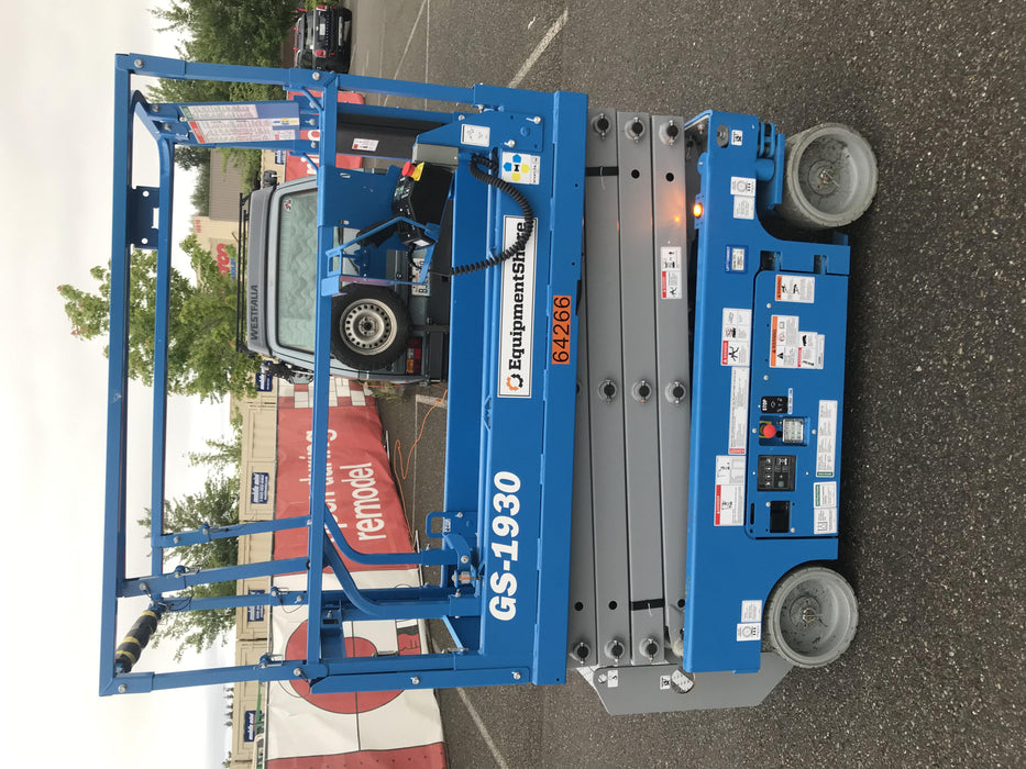 2020 Genie GS-1930 Solid Non Marking Tires, Beacon, Folding rails with half height swing gate, 800W Inverter