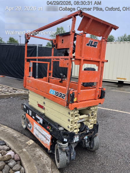 2021 JLG ES1932