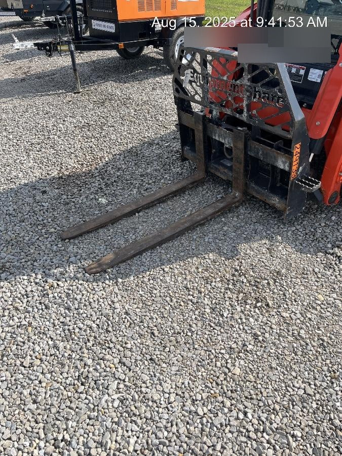 2022 PALADIN 48" Pallet Forks - Paladin