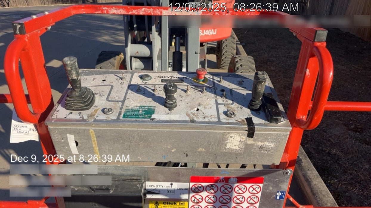 2017 Skyjack SJ46 AJ Skyjack 46AJ, Diesel Engine, Foam Filled Tires, 30x72" Platform, Extended Warranty 5yr/5k hr