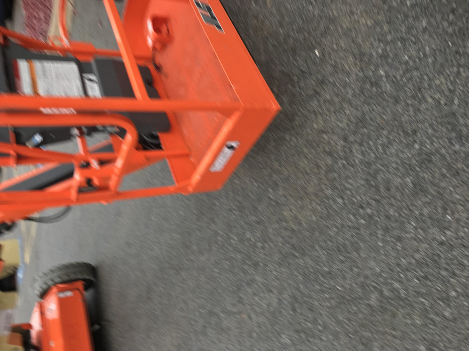 2019 JLG 600AJ