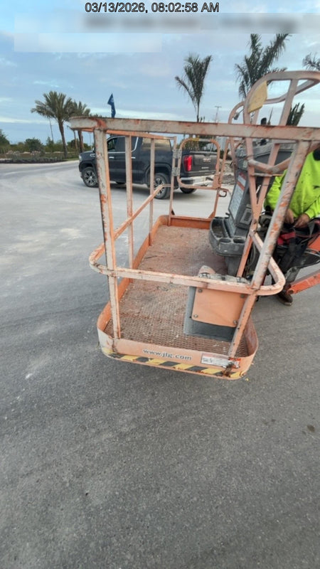 2020 JLG 660SJ