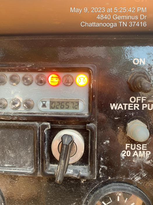 2021 VAC-TRON LP573XDT