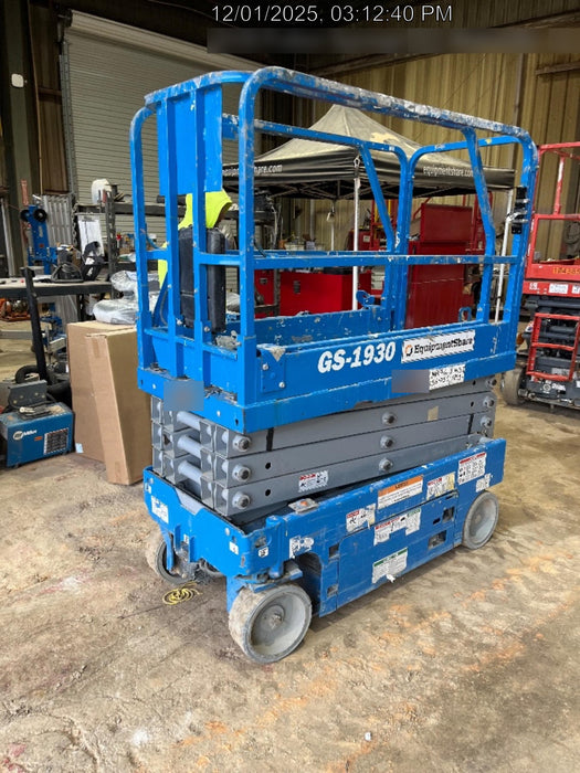 2019 Genie GS-1930 Fixed Rails with Chain Entry