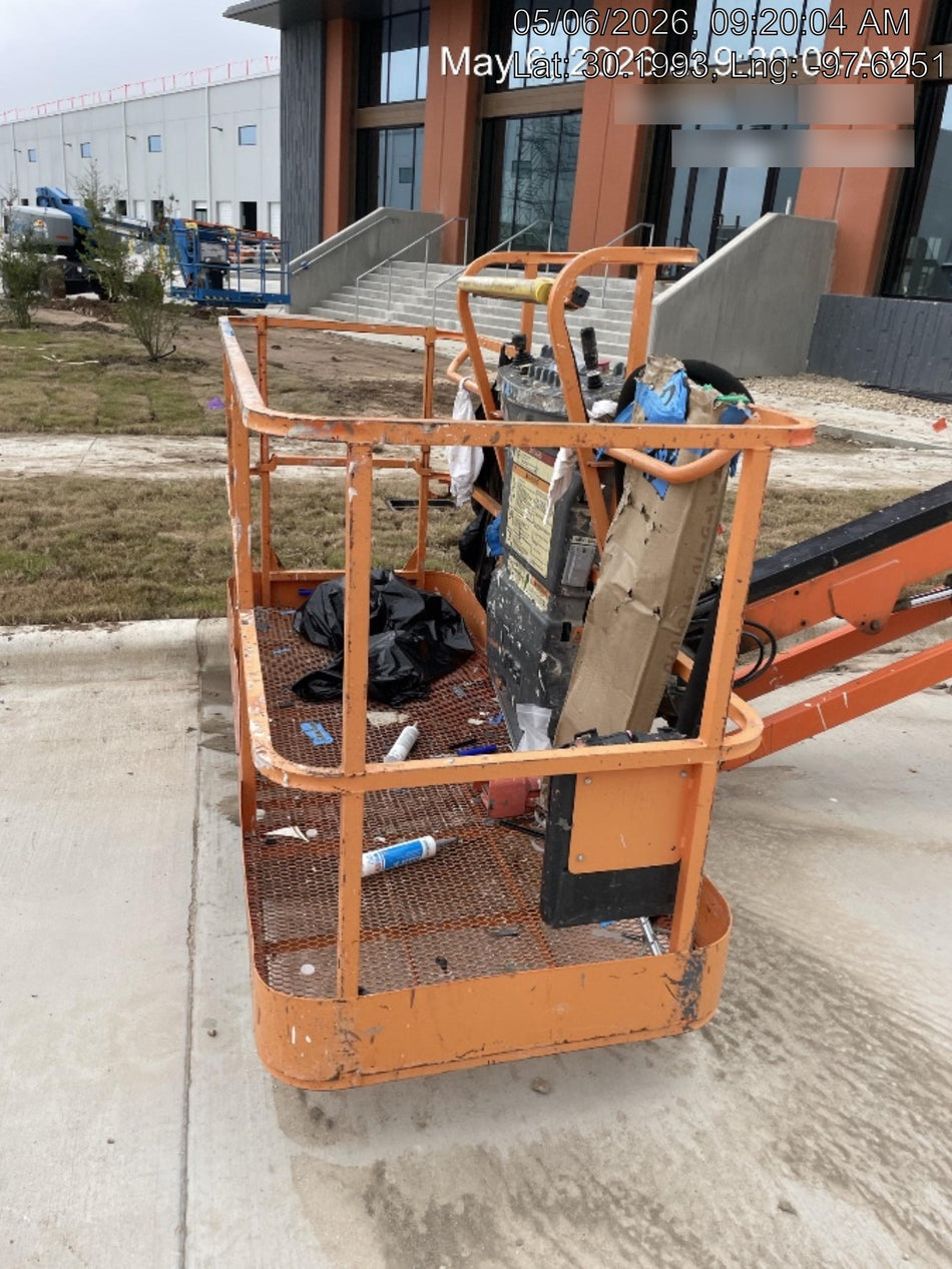 2018 JLG 660SJ