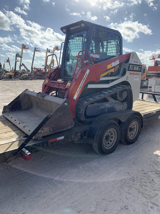 2021 TAKEUCHI TL8R2-CR