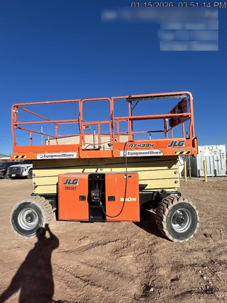 2022 JLG 4394RT