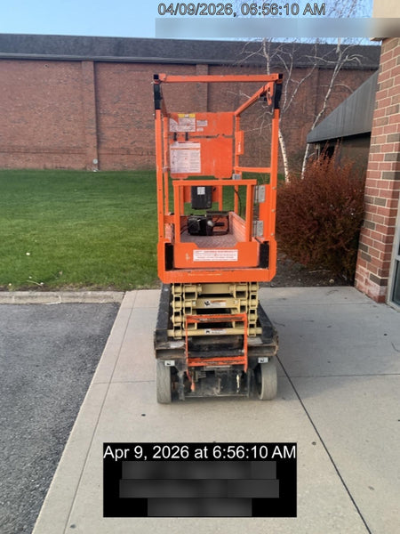 2022 JLG ES1932