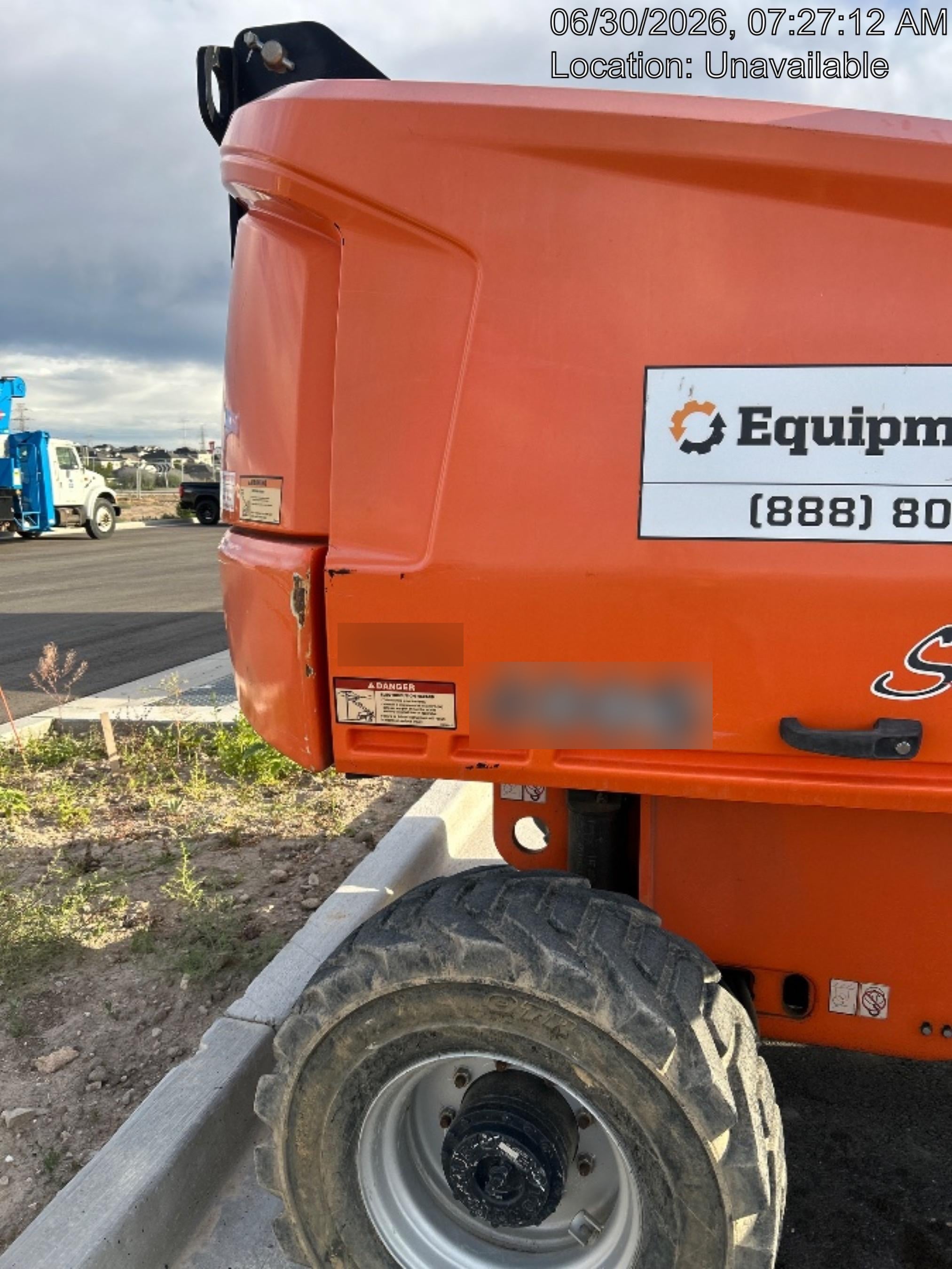2019 JLG 400S