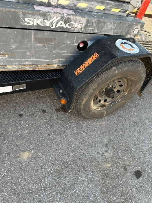 2022 LOADTRAIL Tilt-Deck Rental Trailer