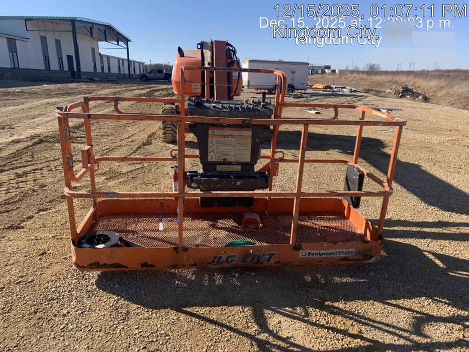 2019 JLG 460SJ