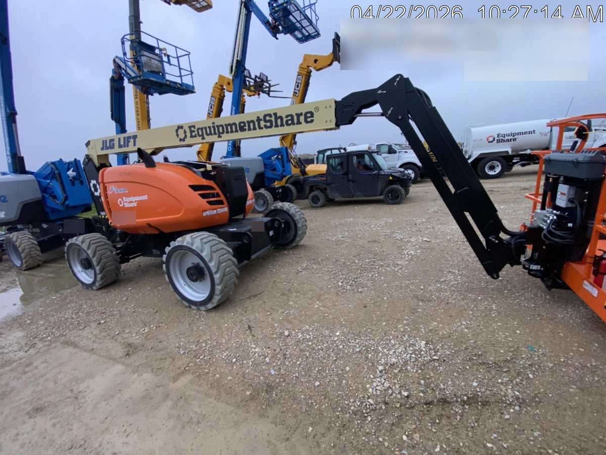 2026 JLG 600AJ