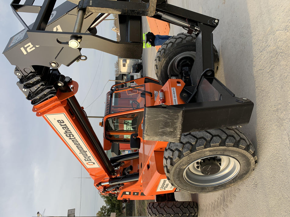 2021 SKYTRAK 12054