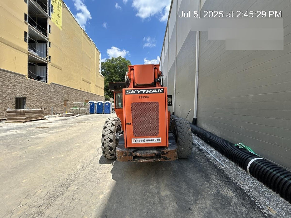 2021 JLG 12054