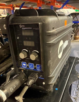 2023 MILLER ELECTRIC XR-AlumaFeed