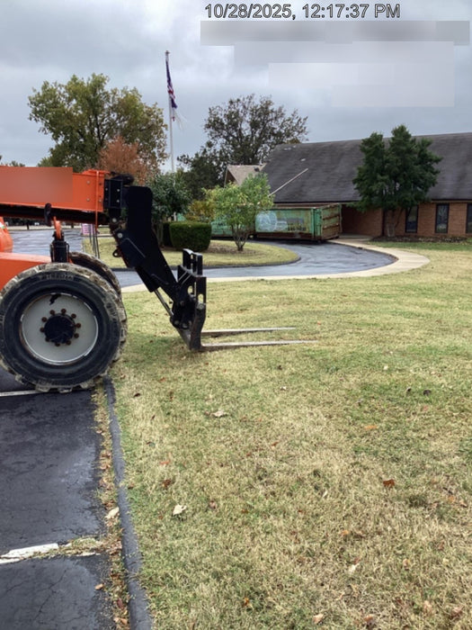 2019 Skytrak 6036 Canopy, Solid Tires, LED Work Lights, Beacon w/50" Carriage, 48" Pallet Forks