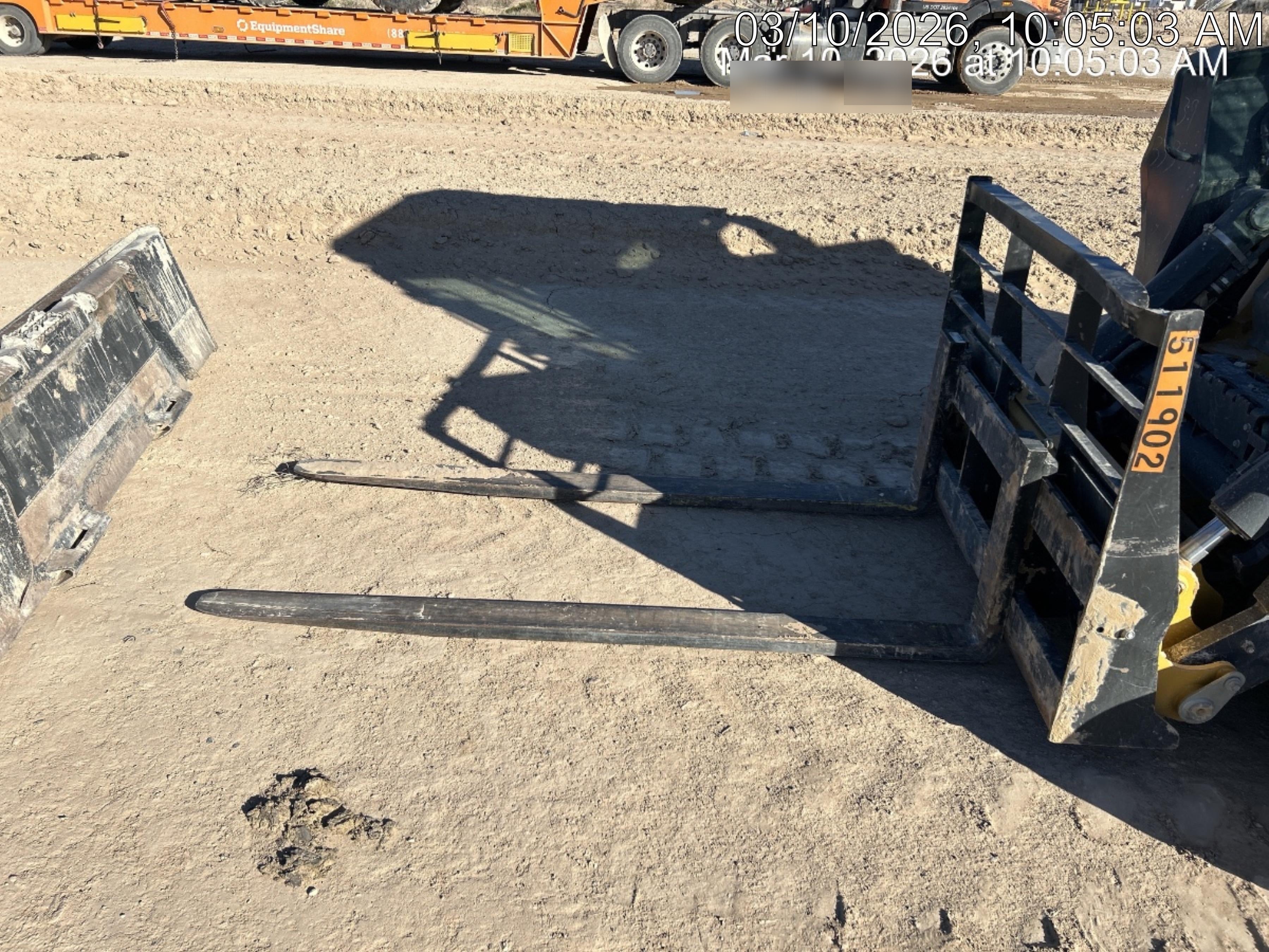 2025 ARROW MATERIAL HANDLING F5100CB - 72"
