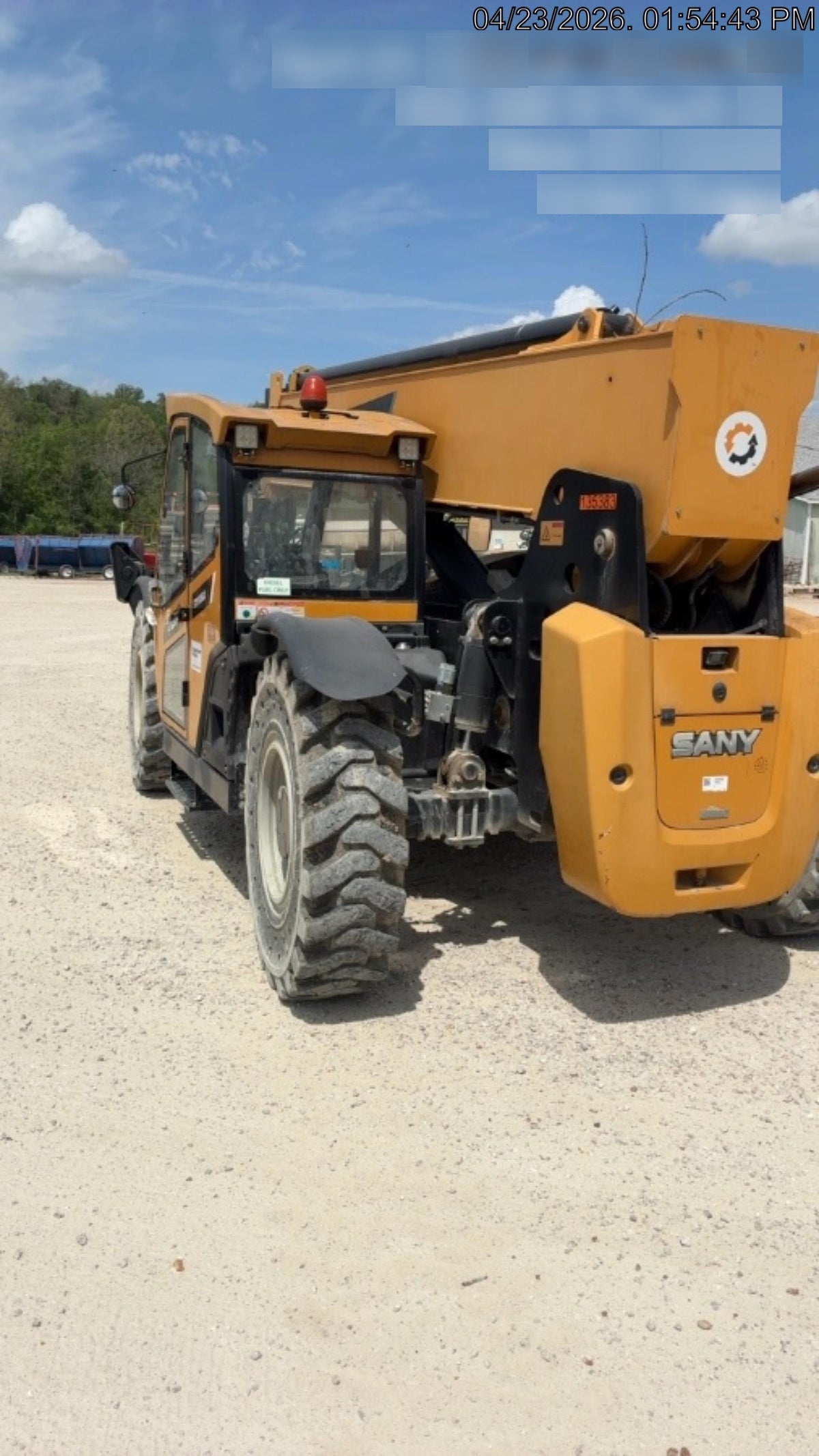 2021 SANY STH1056
