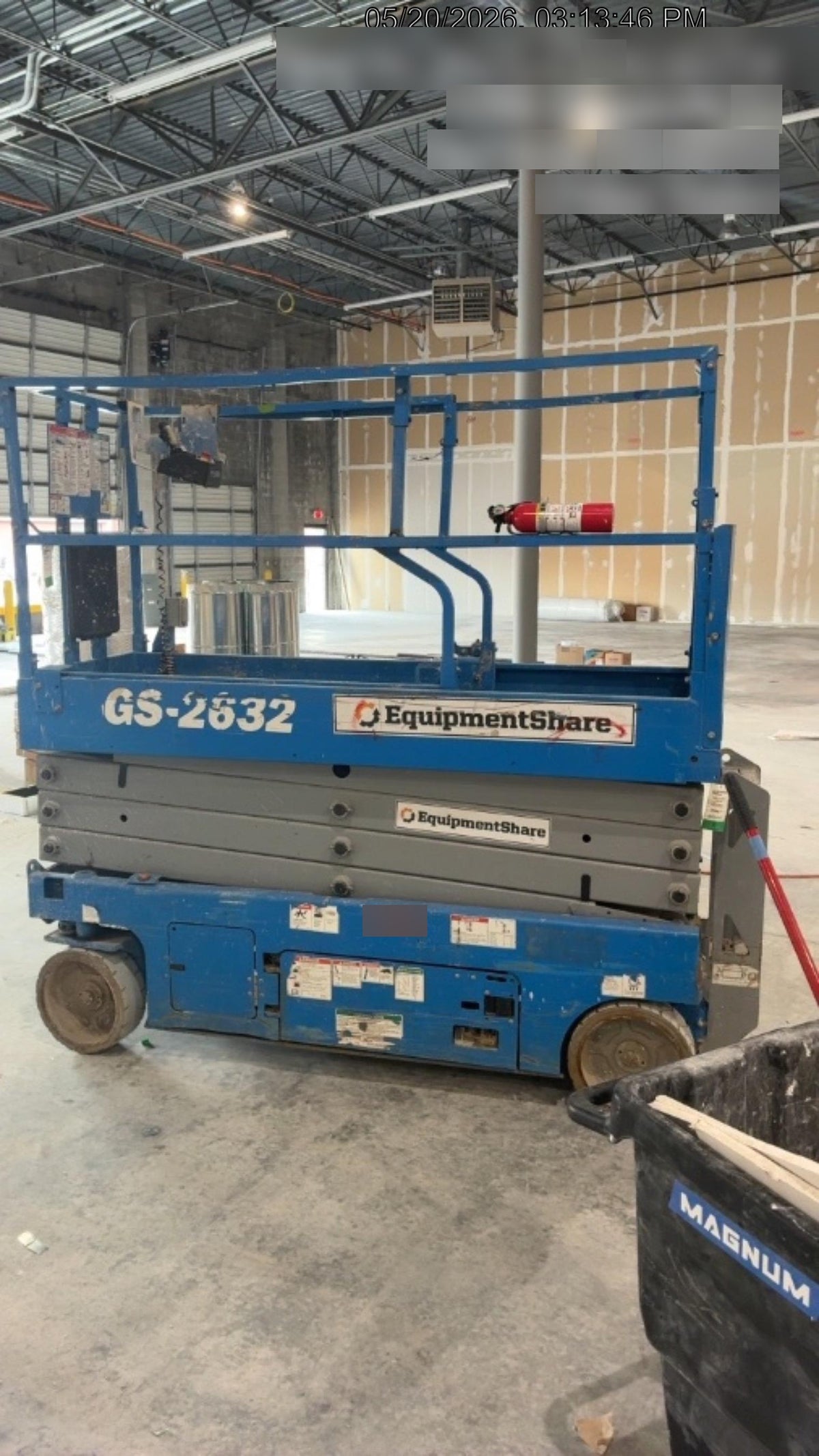 2019 Genie GS-2632 Folding rails with half height swing gate