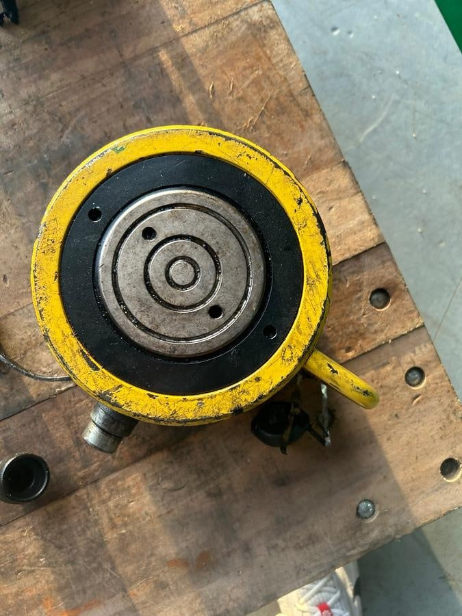 2024 ENERPAC RCS1002