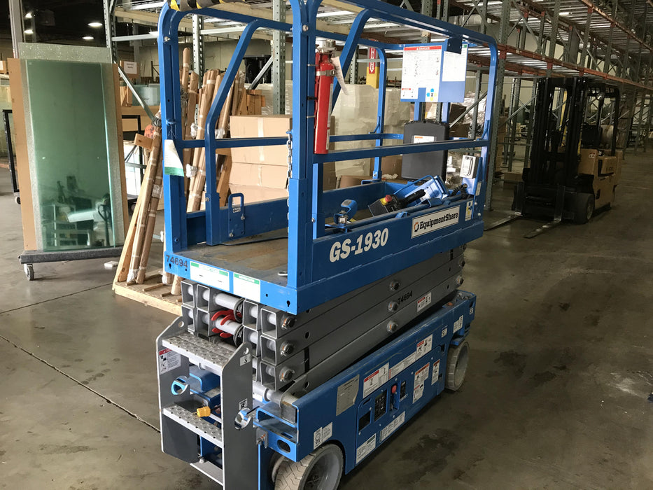 2020 Genie GS-1930 Fixed rails with chain entry gate - Pre A92.20