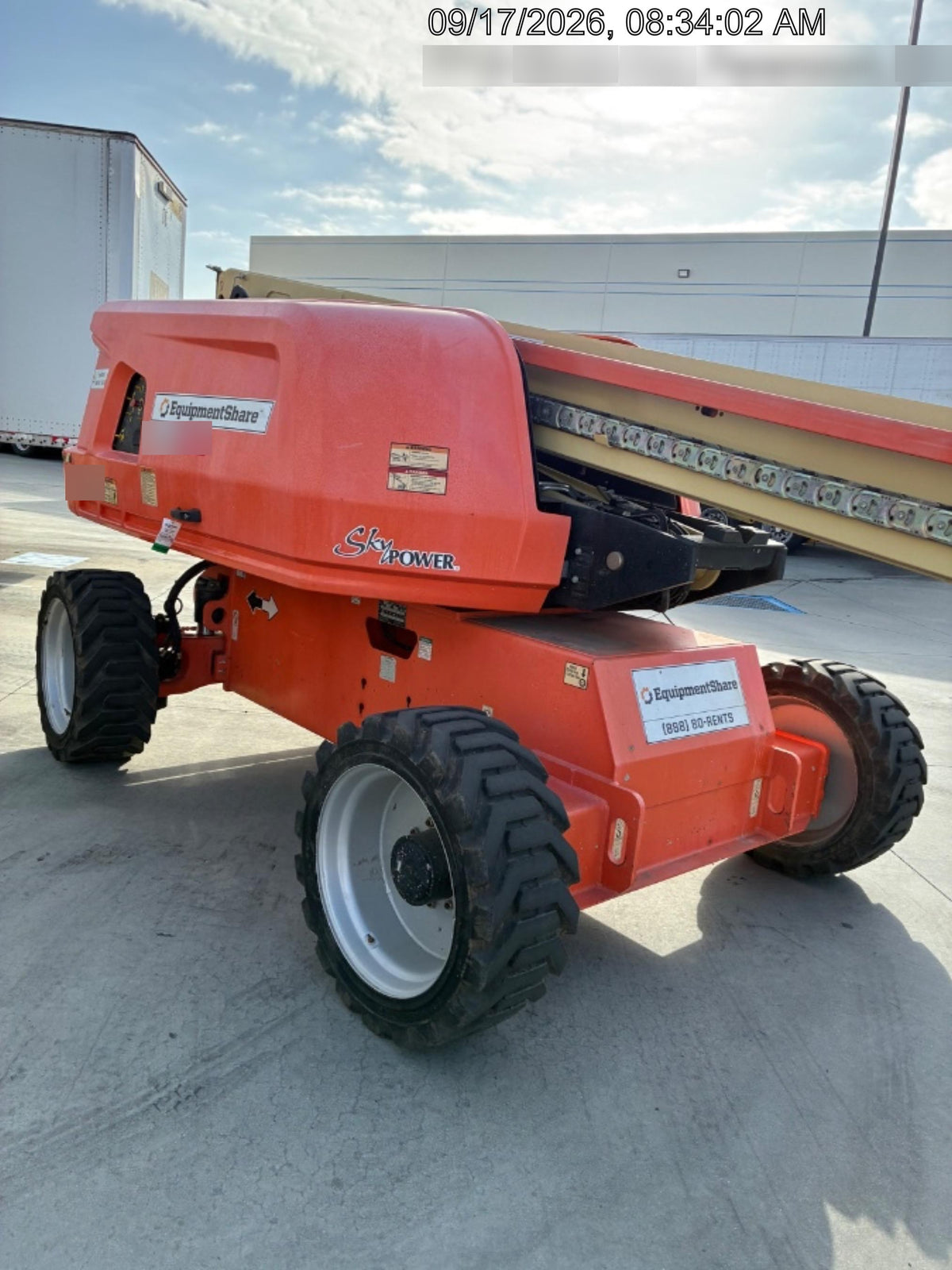 2021 JLG 600S