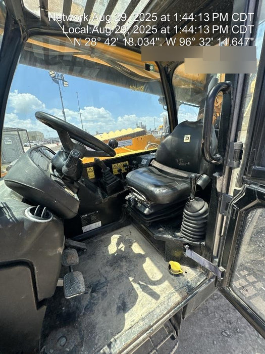 2018 JCB 510-56 JCB 510-56 Telehandler 74 HP w/CAB/HVAC, Beacon, Worklights, Aux Hydraulics, Solid Tires, 60" Carriage/Forks