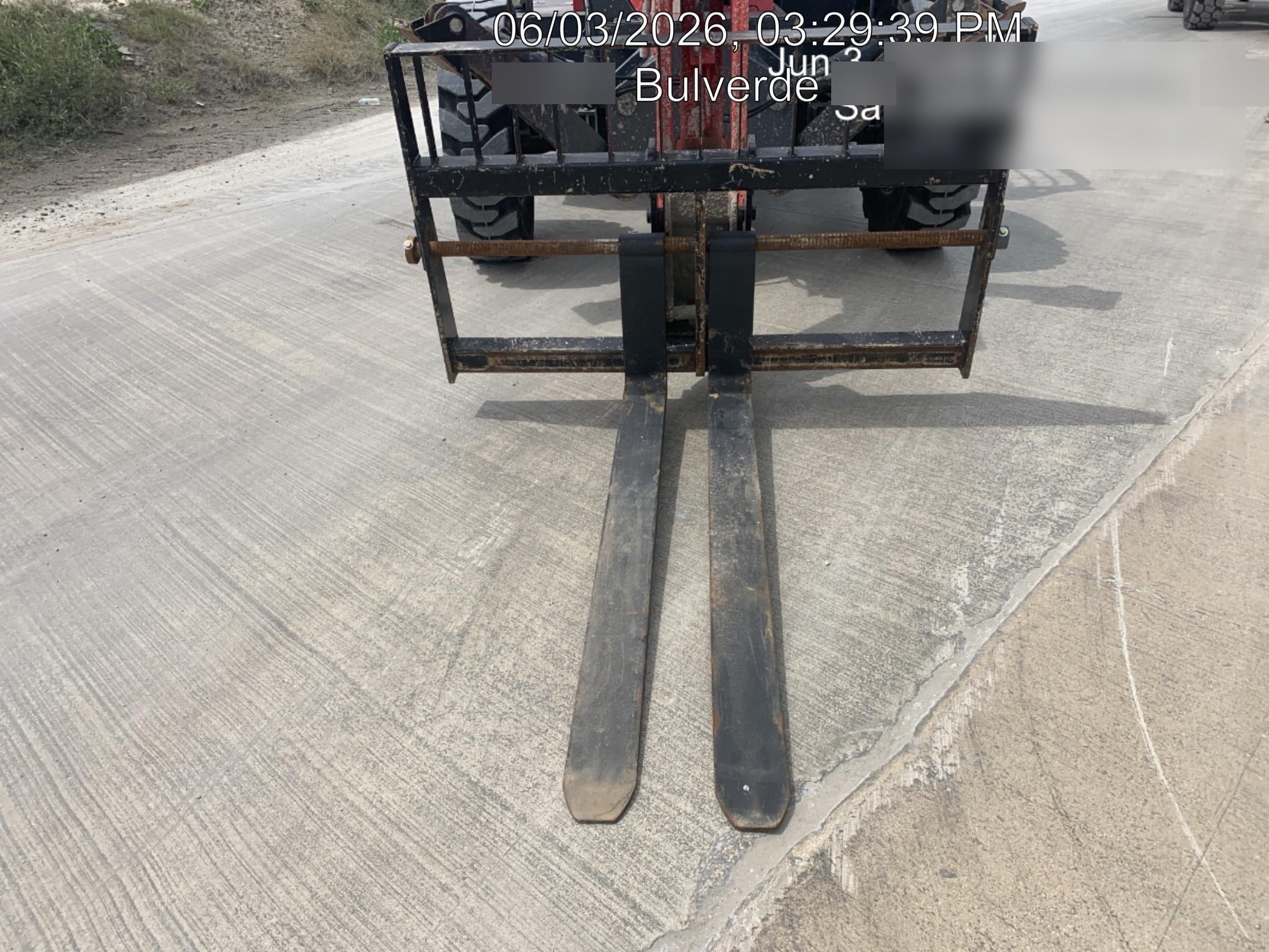 2019 Manitou MTA10055 MTA10055 - 120 HP T4, Canopy, Worklights/Strobe, Beacon, 66" Carriage, 60" Forks, Solid Tires, Lift Hook, Aux Hydraulics