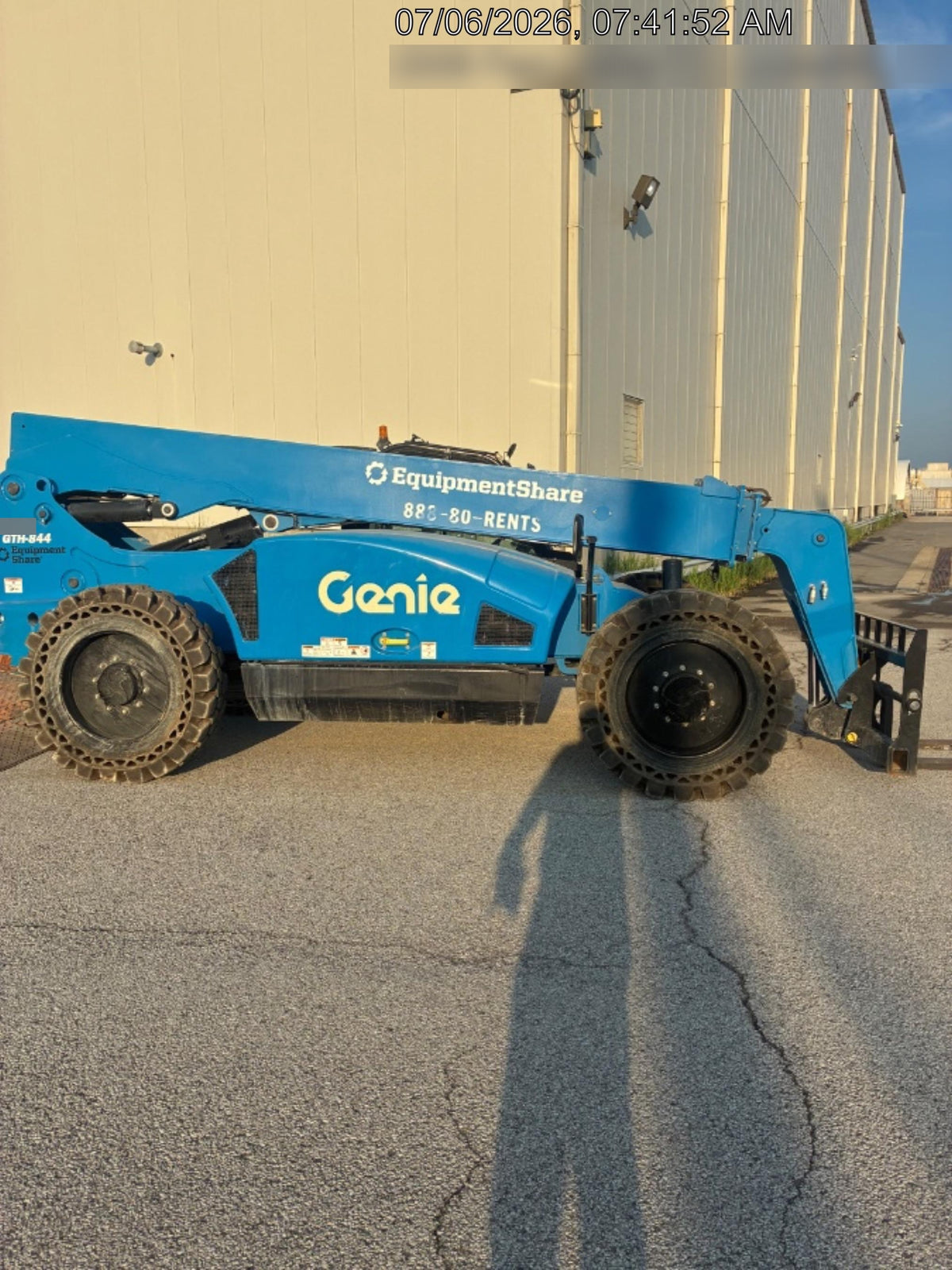 2023 GENIE GTH-844