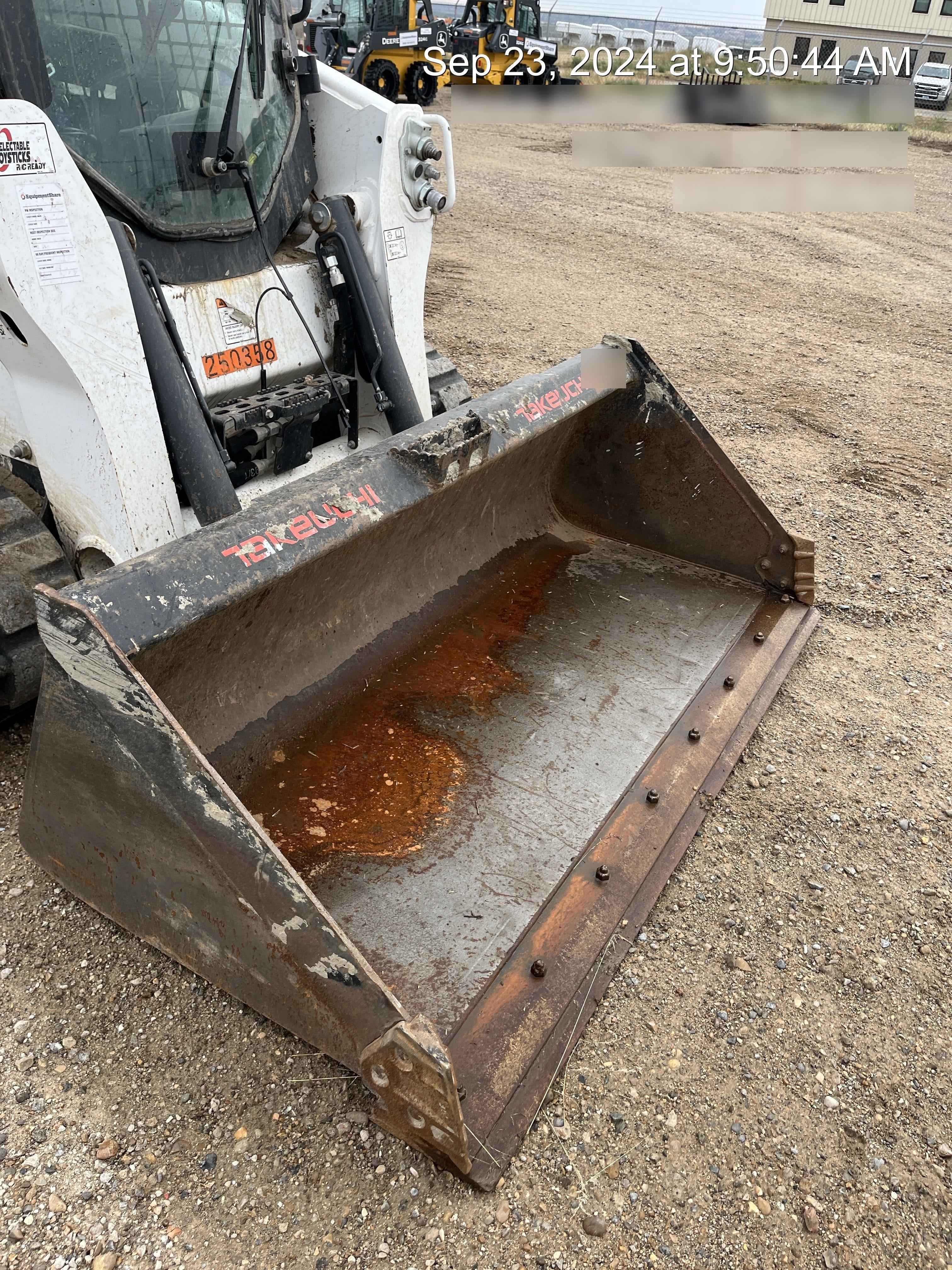 2023 TAG MANUFACTURING 76" Smooth Bucket - Tag