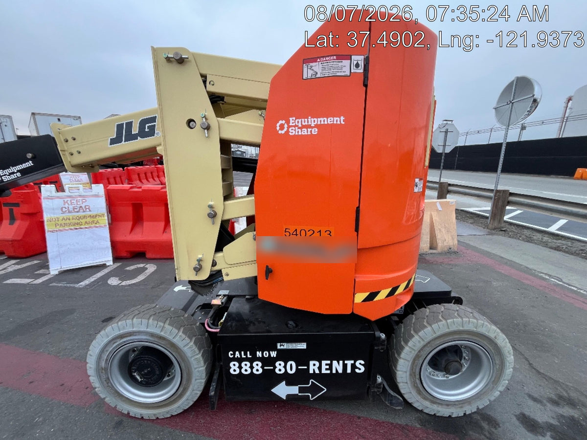 2025 JLG E300AJP