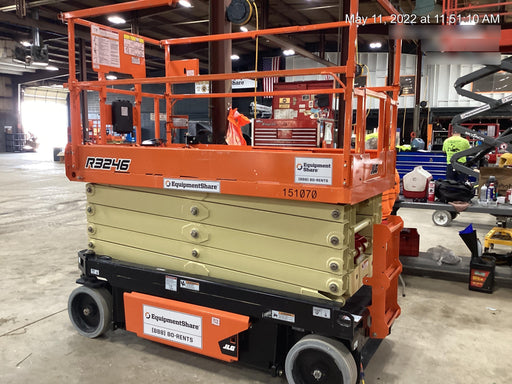 2021 JLG R3246