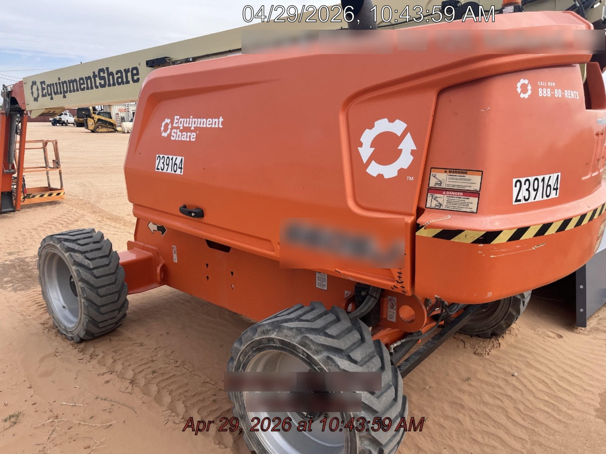 2022 JLG 660SJ