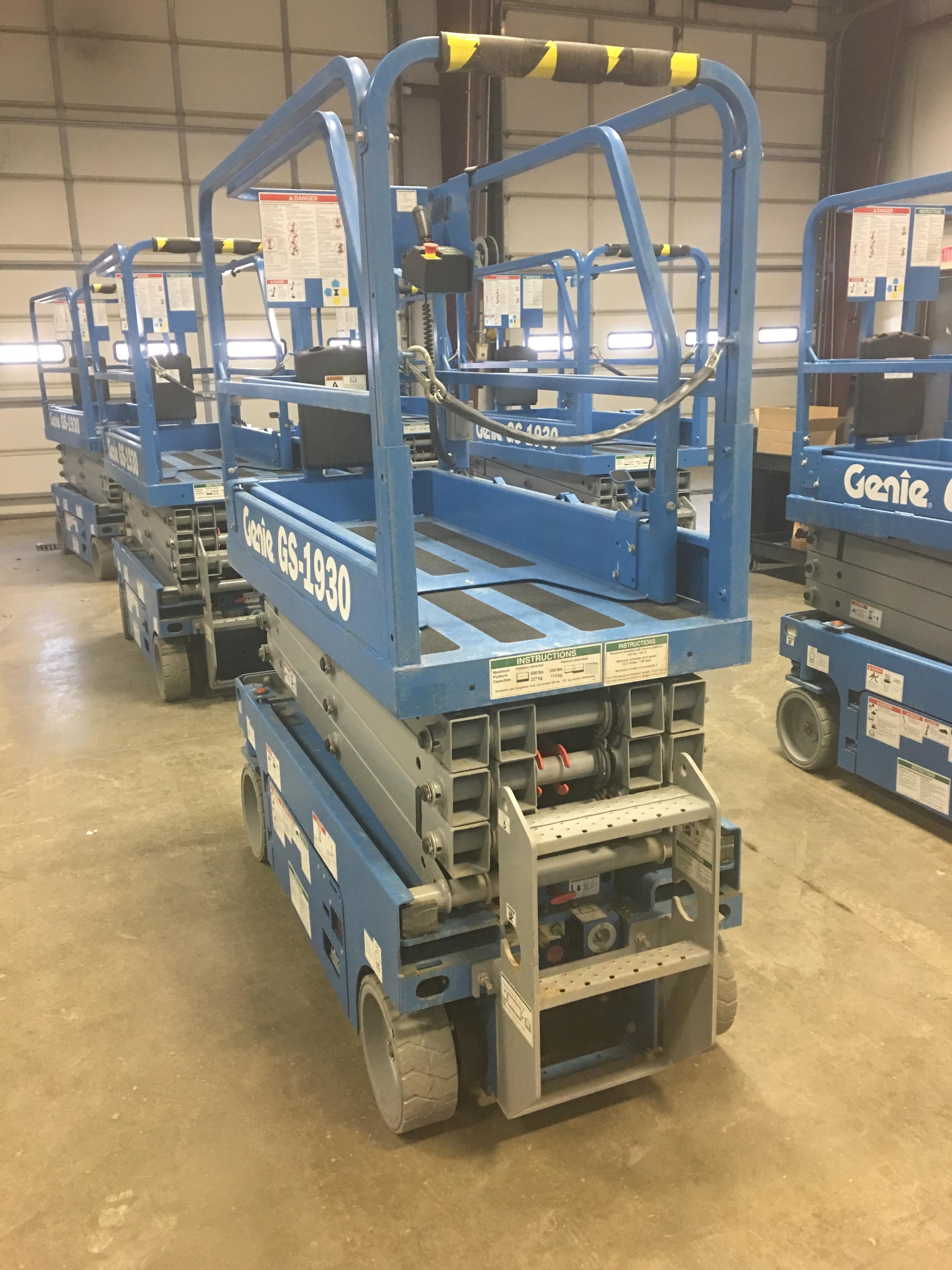 2018 Genie GS-1930 Genie GS-1930 w/Fixed Rail, Chain Entry