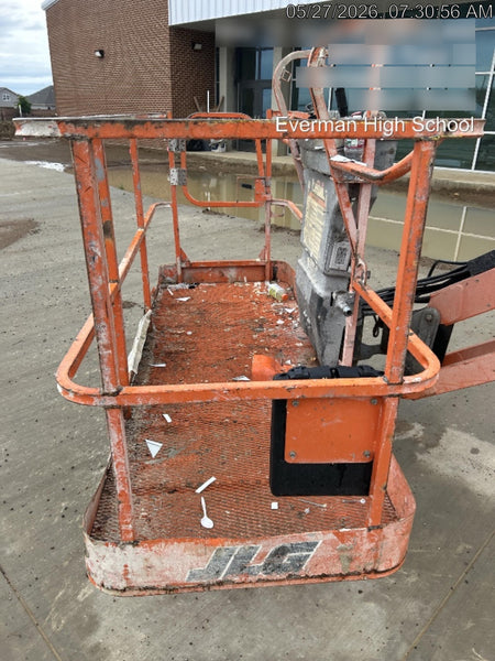 2016 JLG 660SJ