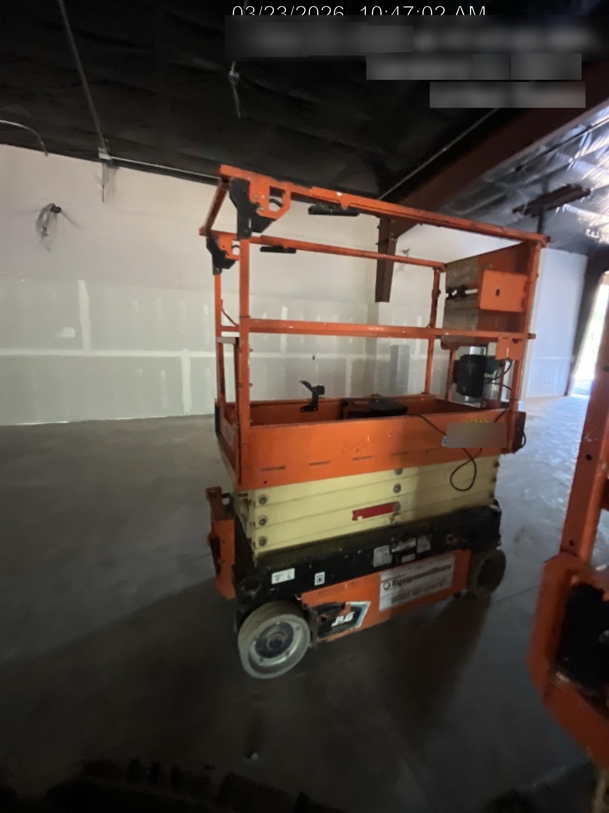 2021 JLG ES1932