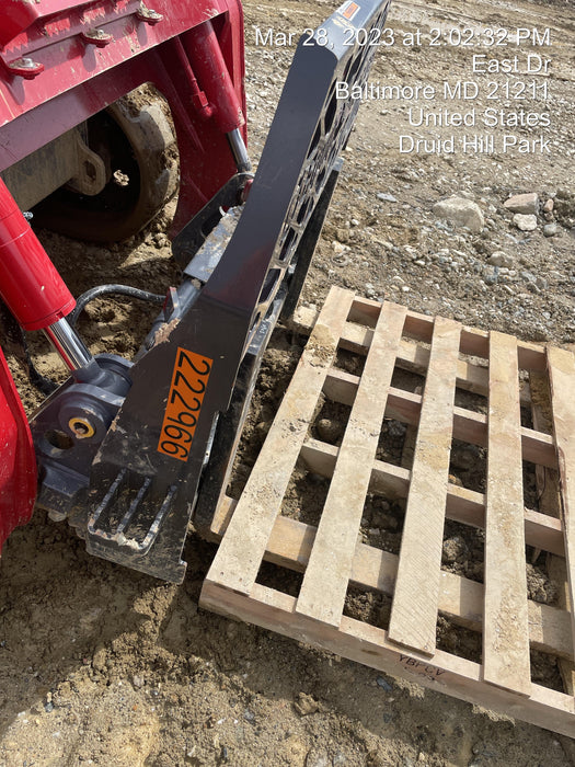 2022 PALADIN 48" Pallet Forks - Paladin