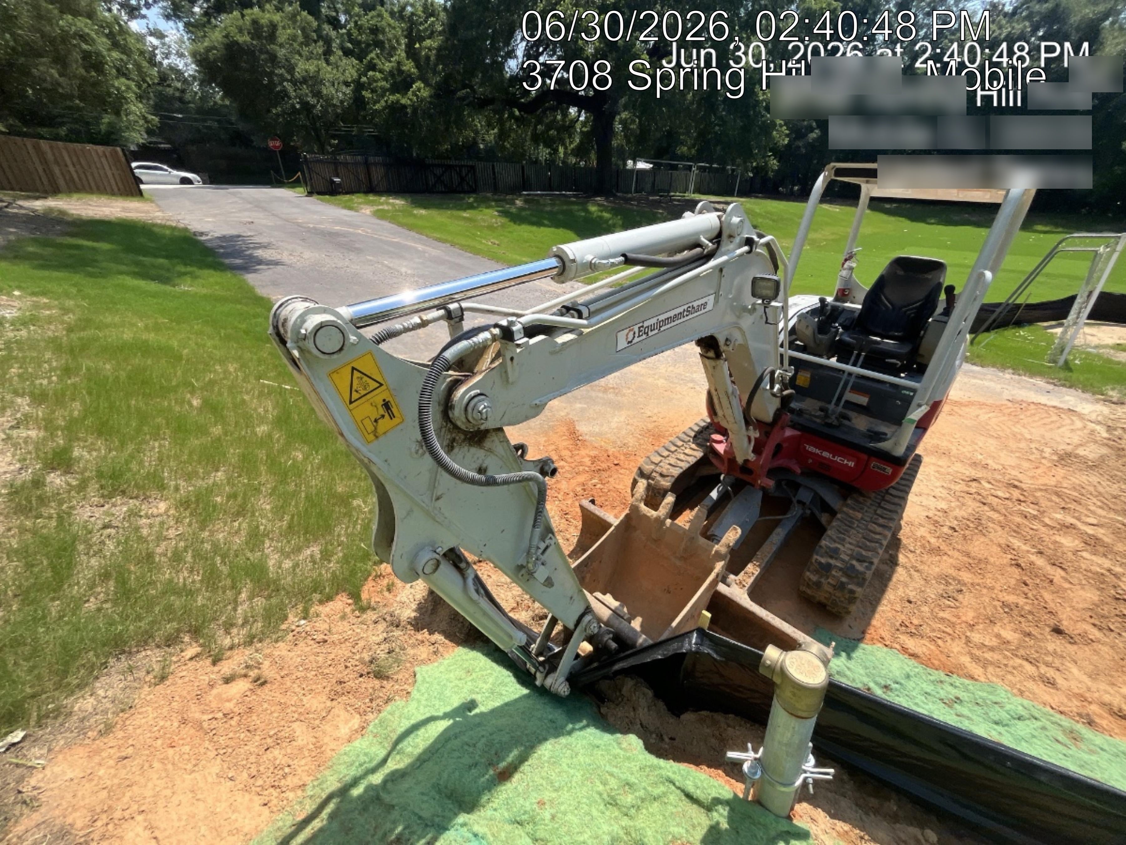 2022 TAKEUCHI TB235-2R