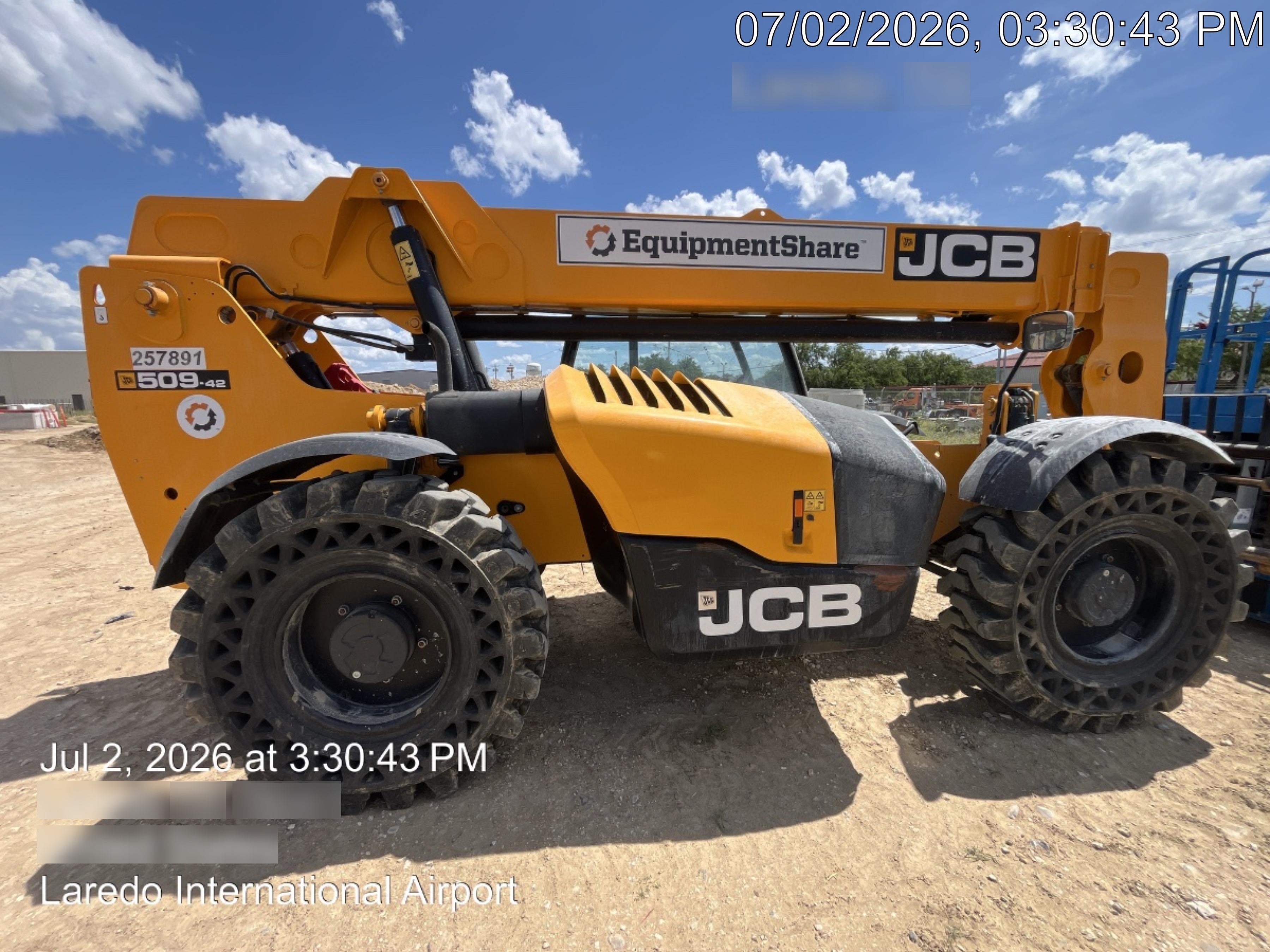 2022 JCB 509-42