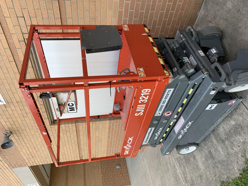 2017 Skyjack SJIII-3219 Standard Rental Specs