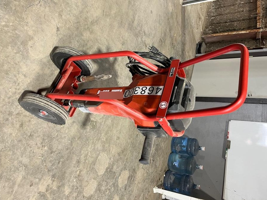 2024 HILTI TE 3000-AVR