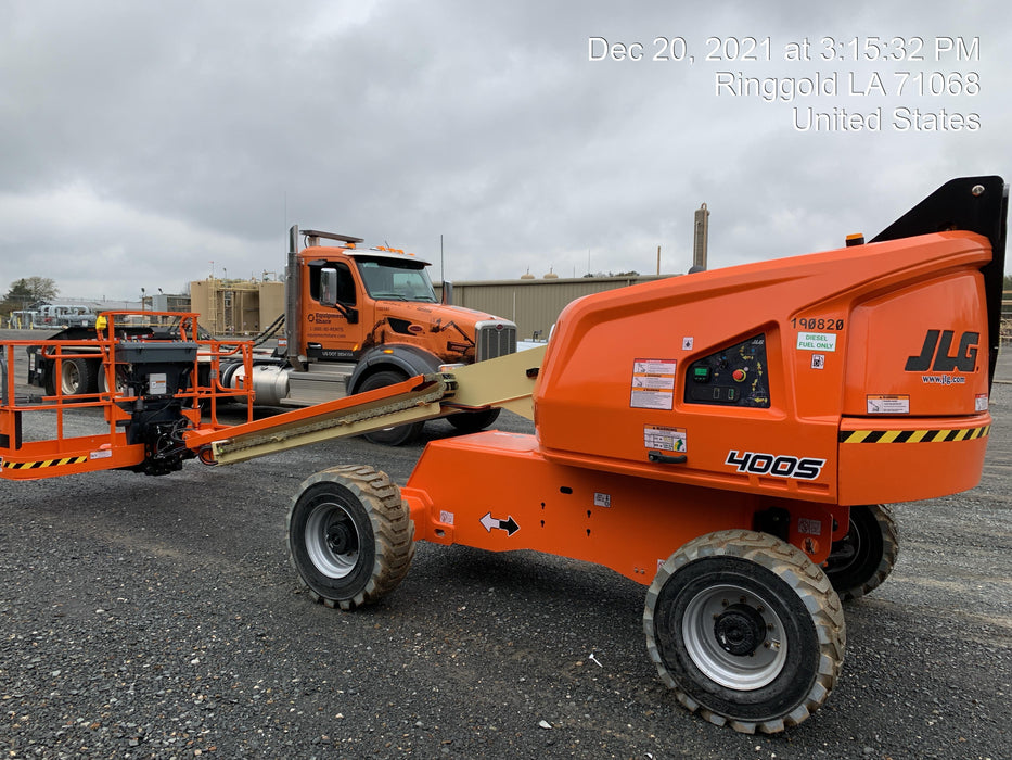 2021 JLG 400S