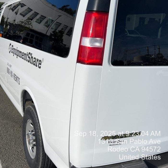 2025 CHEVROLET Express Van - Rental