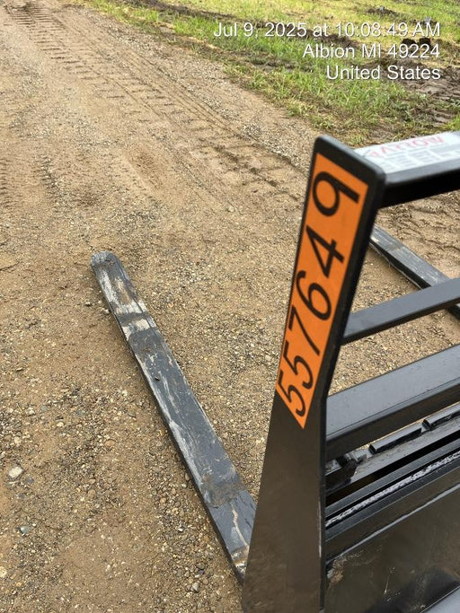 2025 ARROW MATERIAL HANDLING 24" Pallet Fork Frame